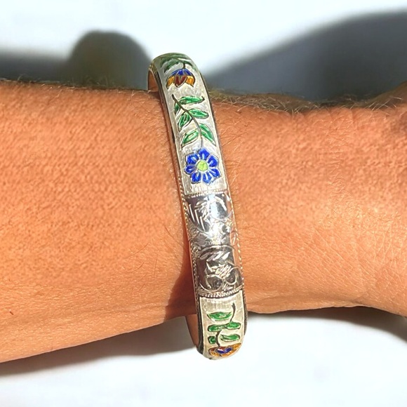 🌺Vintage Sterling Guilloche Enamel Bracelet - Picture 4 of 16